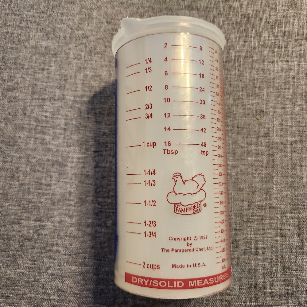 Pampered Chef Measure-All Dry/Solid 2 Cup Measuring Cup #2225